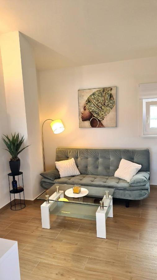 Family Oasis Apartment Zukve Vrsi Exterior foto